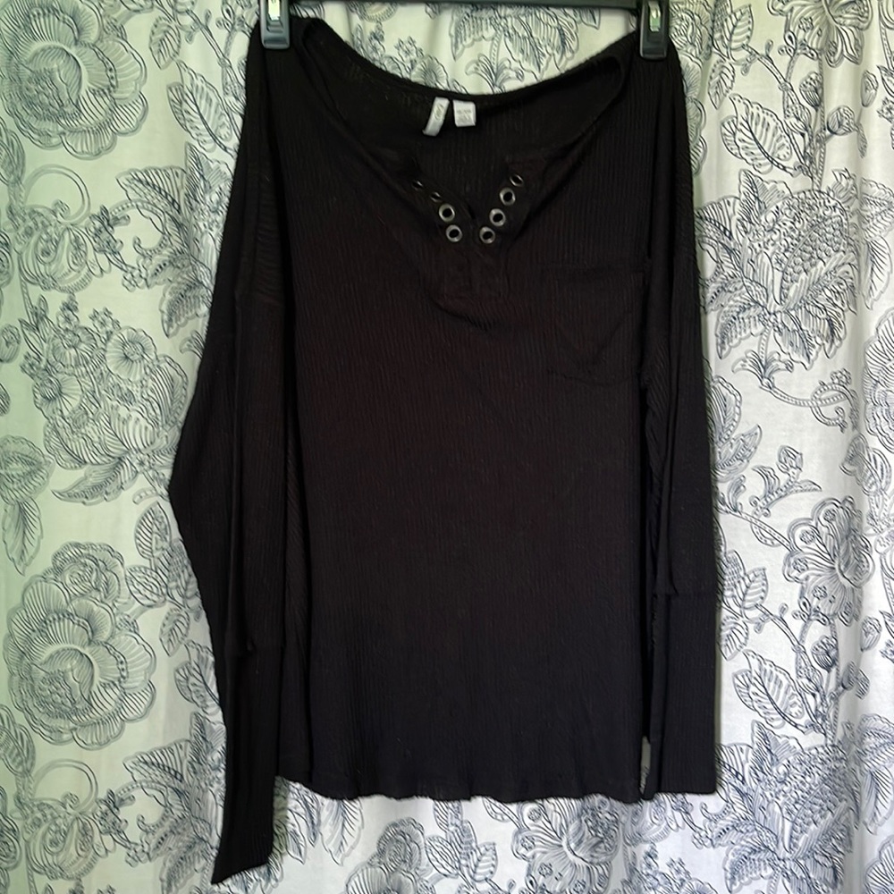 Cato WOMAN 18/28W black stretchy loose fitting top